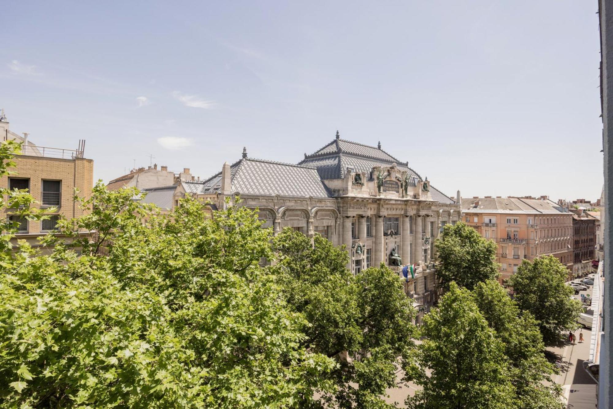 Appartement Elegant Overlooking The Music Academy *